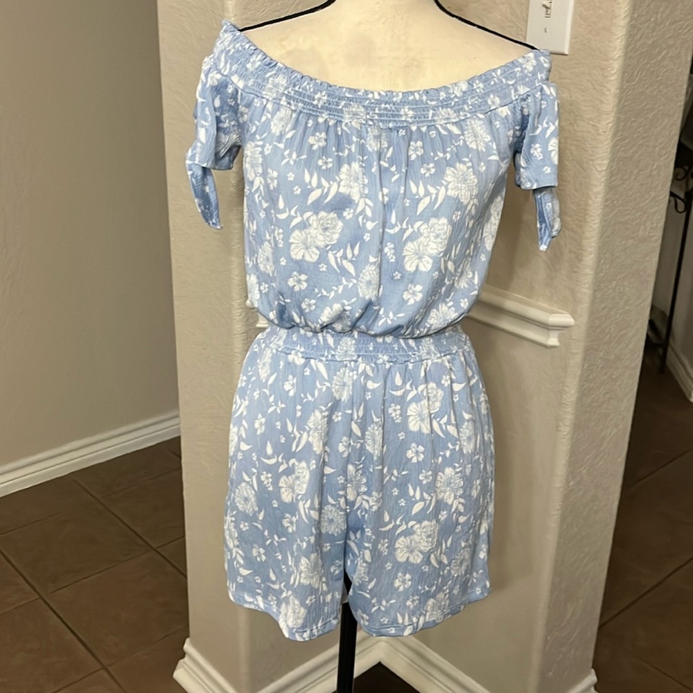 J for Justify blue floral short romper Size S